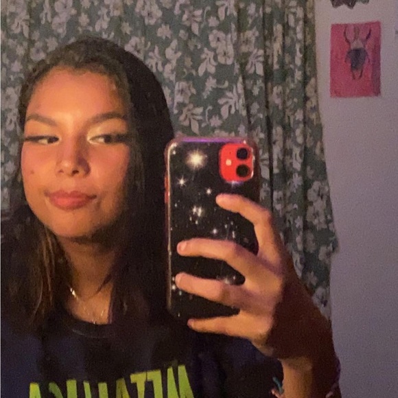 Meet your Posher, Alexis - Picture 1 of 1